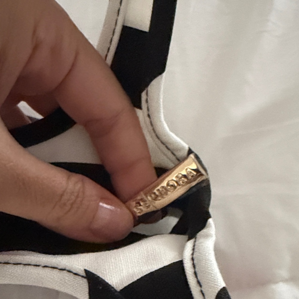 Sephora Monochrome Striped Cosmetic Bag - Picture 3 of 3